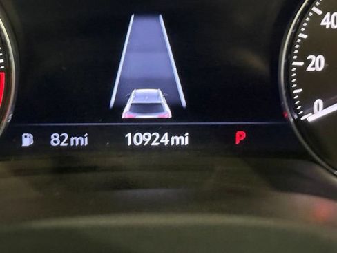 Used 2023 Buick Envision Essence w/ Sport Touring Package FWD image 36