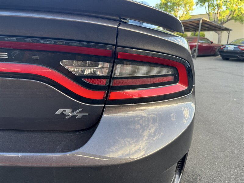 Used 2022 Dodge Charger R/T RWD image 16