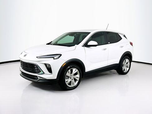 Used 2024 Buick Encore GX Preferred FWD image 3