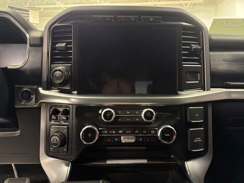 Used 2023 Ford F150 Lariat w/ Max Trailer Tow Package image 22