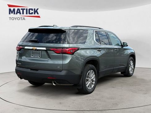 Used 2023 Chevrolet Traverse LT FWD image 7