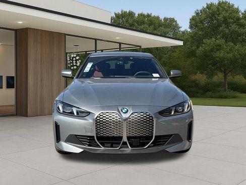 New 2026 BMW i4 eDrive40 w/ Premium Package RWD image 4