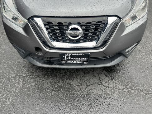 Used 2018 Nissan Kicks S FWD image 21