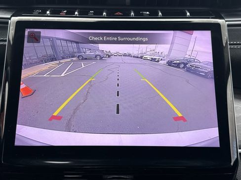 Used 2023 Jeep Grand Cherokee L Limited image 10