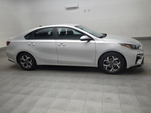 Used 2020 Kia Forte LXS image 11