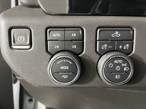 Certified 2024 Chevrolet Silverado 1500 LT Trail Boss w/ Protection Package AWD/4WD image 18