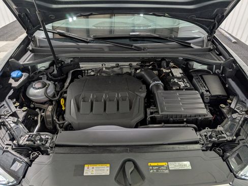 Used 2025 Audi Q3 2.0T Premium image 29