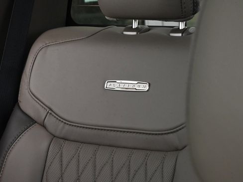 Used 2026 Ford F450 Platinum image 38