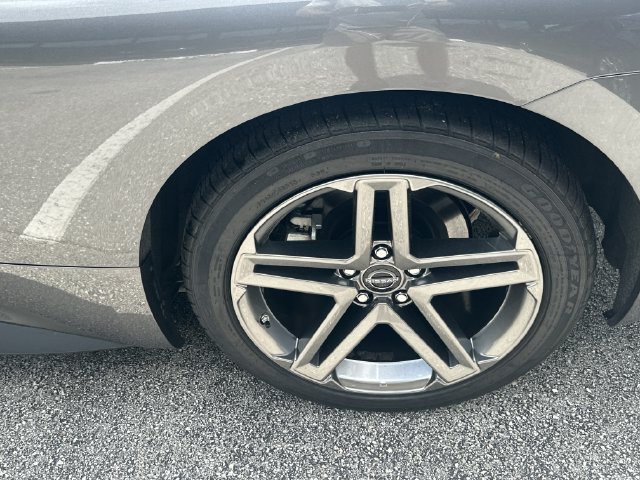 Used 2024 Nissan Z Sport w/ Floor Mat Package RWD image 11