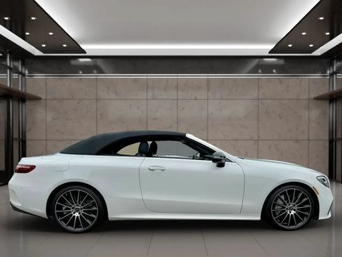 Used 2023 Mercedes-Benz E 450 Cabriolet image 12