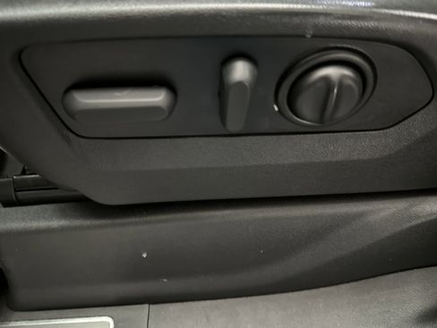 Used 2022 GMC Sierra 2500 Denali w/ Denali Ultimate Package image 25