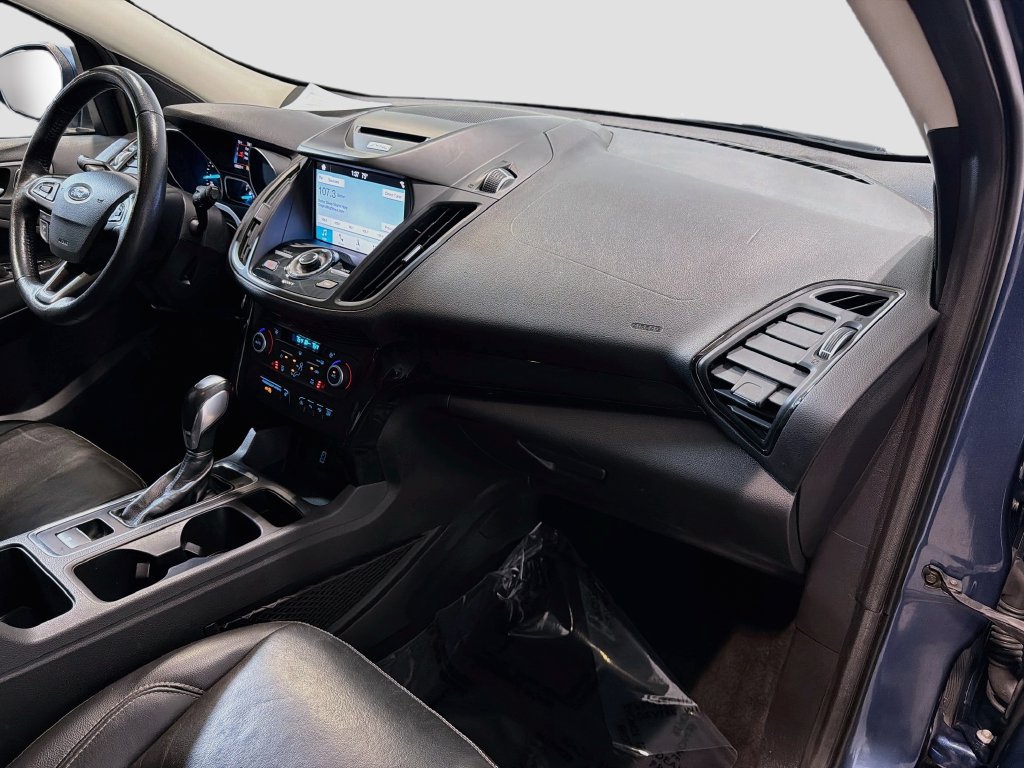 Used 2018 Ford Escape Titanium w/ Ford Safe & Smart Package AWD/4WD image 30