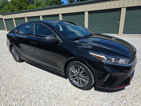 Used 2024 Kia Forte GT-Line w/ GT-Line Premium Package FWD image 9