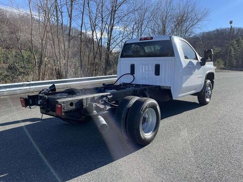 New 2026 Chevrolet Silverado 3500 LT w/ Convenience Package image 7