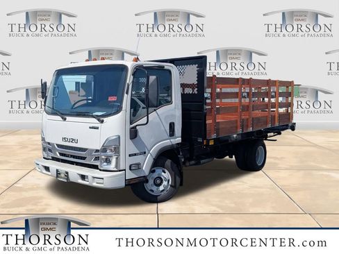 New 2025 Isuzu NPR RWD image 1