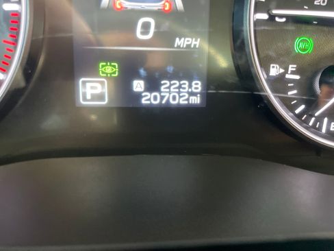 Used 2024 Subaru Ascent Touring image 17