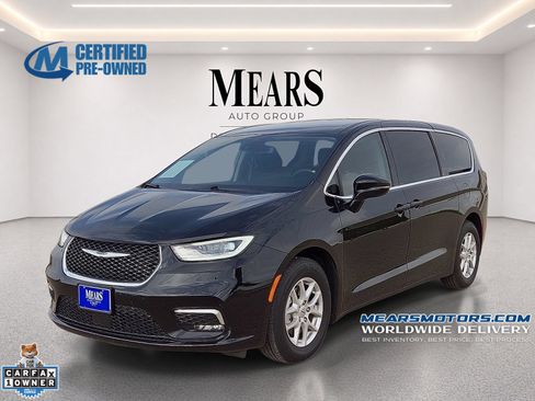 Used 2024 Chrysler Pacifica Touring-L FWD image 1