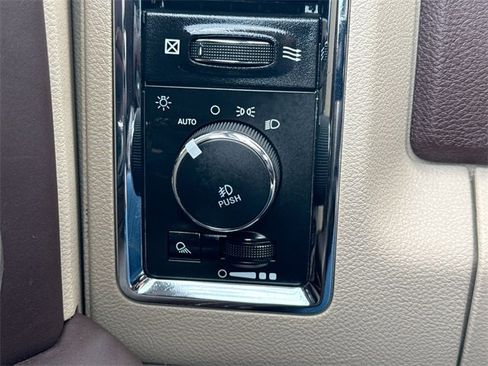 Used 2017 RAM 1500 Laramie Longhorn image 35