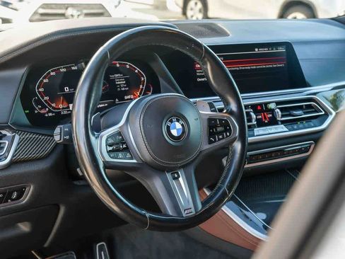 Used 2022 BMW X5 M50i w/ Executive Package image 20