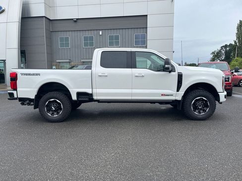 Used 2025 Ford F350 Platinum w/ Tremor Off-Road Package AWD/4WD image 7