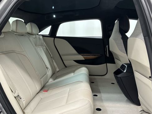 Used 2023 Lucid Air Grand Touring image 20