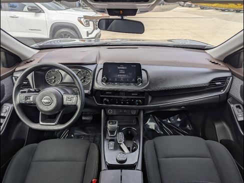 Used 2023 Nissan Rogue S image 24