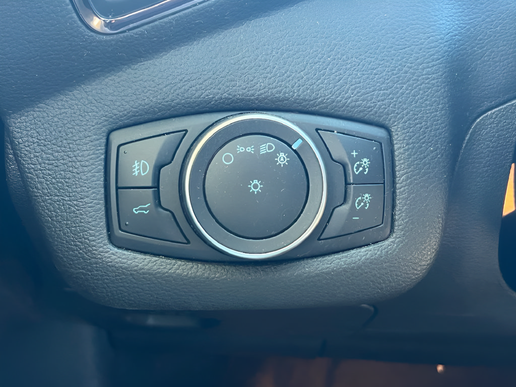 Used 2018 Ford Escape SEL FWD image 20