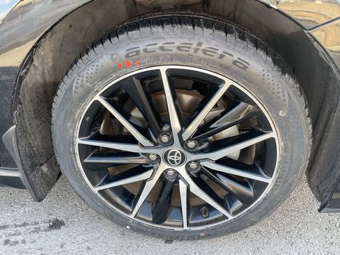 Used 2021 Toyota Camry SE image 32