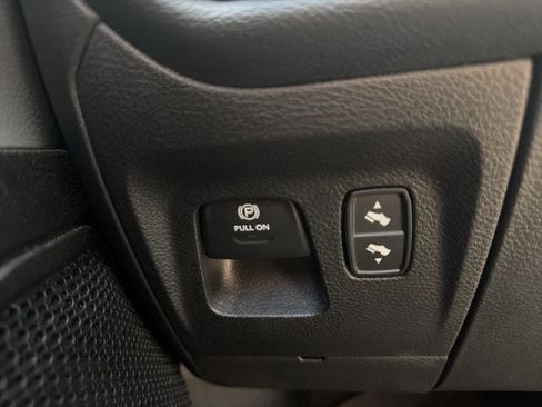 Used 2021 RAM 1500 Big Horn AWD/4WD image 33
