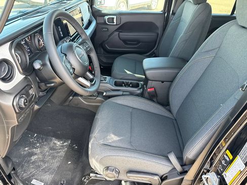 New 2026 Jeep Gladiator Sport AWD/4WD image 24