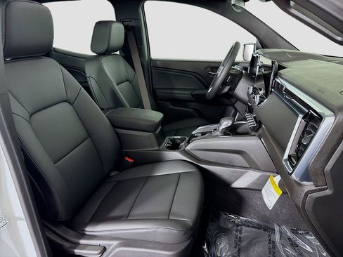 New 2025 GMC Canyon Elevation w/ Convenience Package image 28