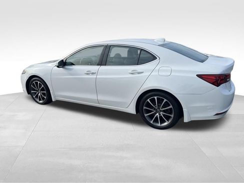 Used 2017 Acura TLX V6 w/ Technology Package FWD image 2