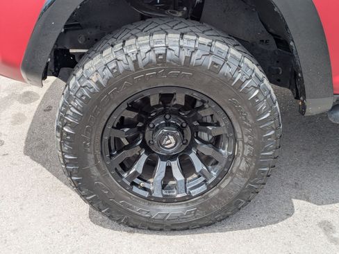 Used 2019 Toyota 4Runner SR5 Premium w/ Wilderness Package AWD/4WD image 13
