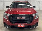 Used 2024 GMC Terrain SLE w/ Driver Convenience Package image 2