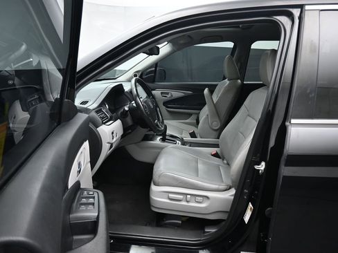 Used 2017 Honda Pilot EX-L image 12