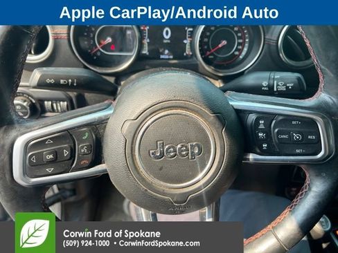 Used 2020 Jeep Gladiator Rubicon w/ Advanced Safety Group AWD/4WD image 11