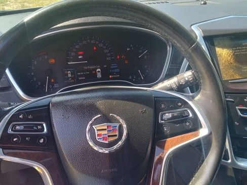 Used 2015 Cadillac SRX Luxury FWD image 14