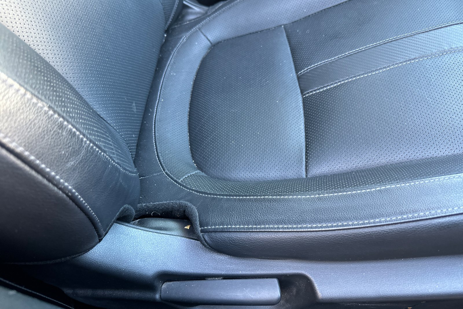 Used 2017 Honda Civic EX-L image 21