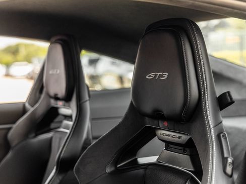 Certified 2026 Porsche 911 GT3 w/ Chrono Package RWD image 28