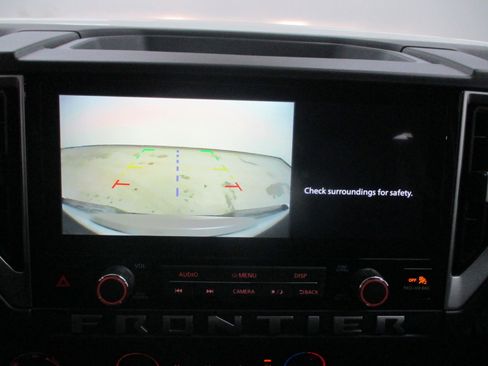 New 2025 Nissan Frontier SV image 25