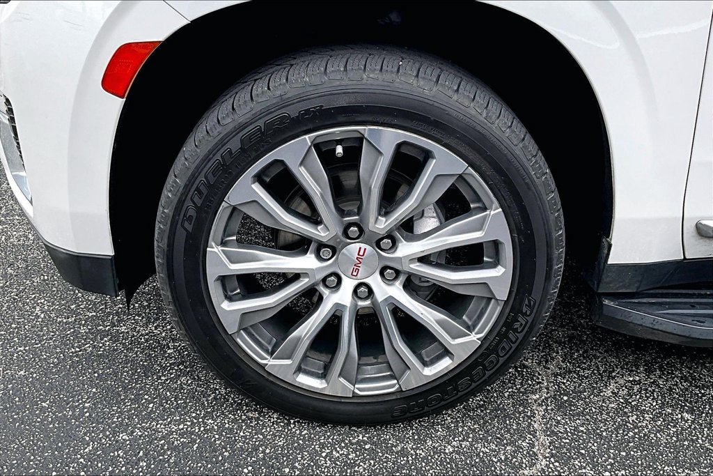 Used 2021 GMC Yukon Denali RWD image 10