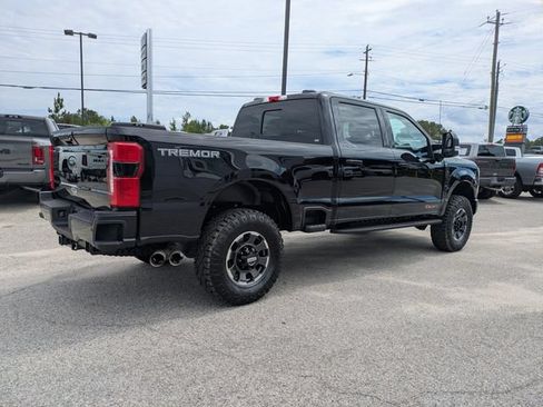 Used 2024 Ford F350 Lariat w/ Lariat Ultimate Package AWD/4WD image 4