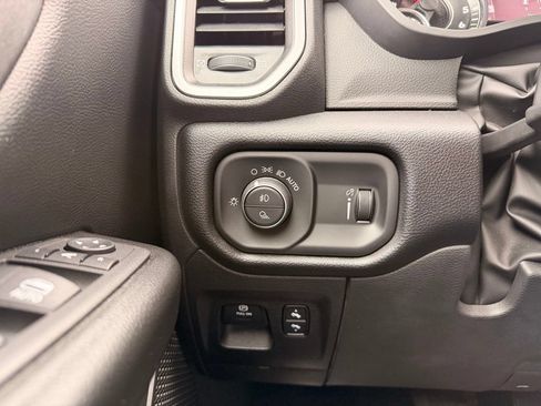 Used 2022 RAM 1500 Big Horn AWD/4WD image 27
