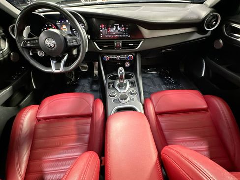 Used 2022 Alfa Romeo Giulia Veloce image 34
