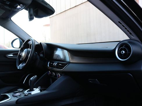 Used 2021 Alfa Romeo Giulia Ti w/ Nero Edizione image 51