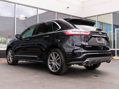Used 2019 Ford Edge Titanium w/ Equipment Group 301A AWD/4WD image 7