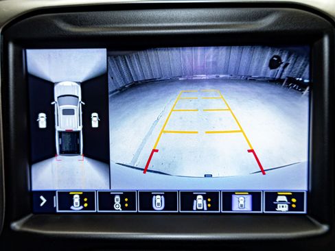 Used 2020 Chevrolet Silverado 1500 LTZ w/ LTZ Plus Package image 17