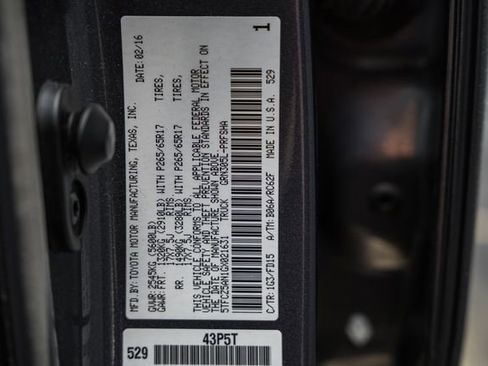 Used 2016 Toyota Tacoma TRD Sport w/ Premium & Technology Package AWD/4WD image 44