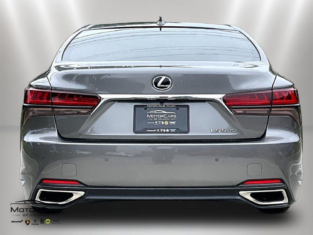 Used 2022 Lexus LS 500 w/ Accessory Package (Z1) RWD image 4