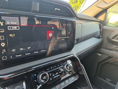 Used 2022 GMC Sierra 1500 AT4 w/ AT4 Premium Package AWD/4WD image 20
